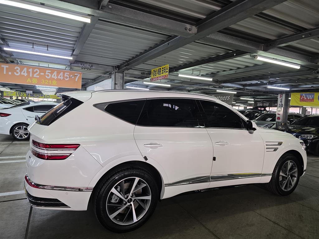 Genesis GV80 - Vista 4