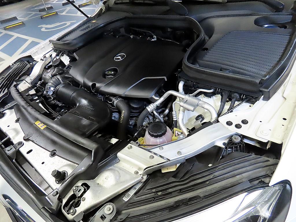 Mercedes Benz GLC Class 2016 Blanco - Importación desde Corea - HF Imports Iquique - Foto 19