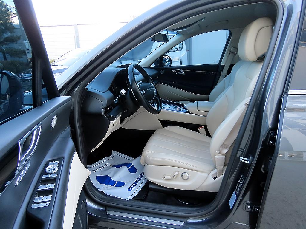 Genesis GV80 - Vista 5