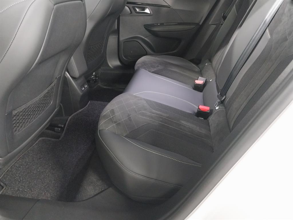 Peugeot 2008 - Vista 10