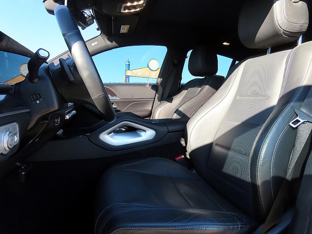 Mercedes Benz GLE Class - Vista 5