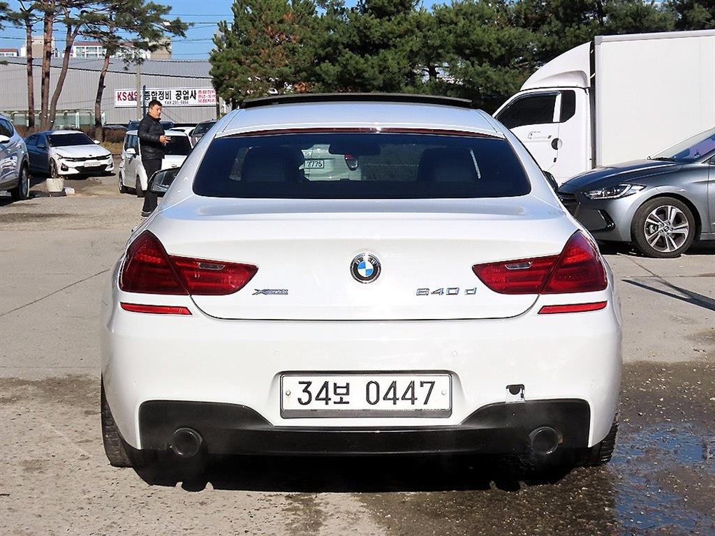 BMW 6 series - Vista 4