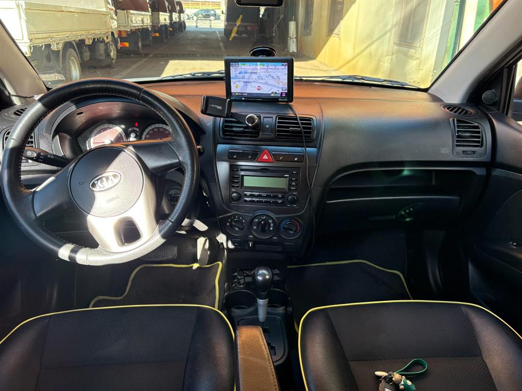 KIA Morning - Vista 5