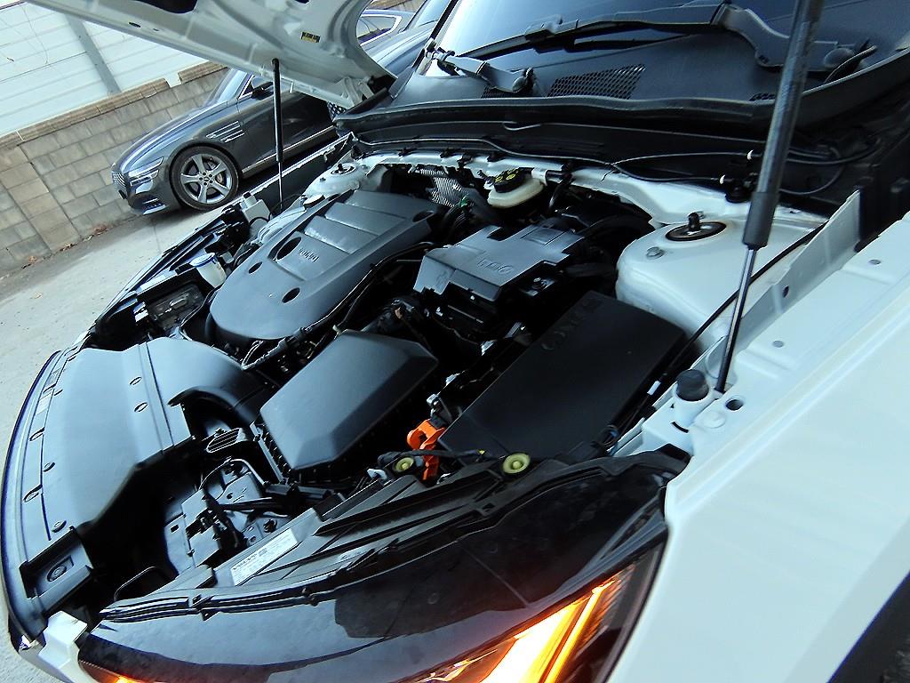 Volvo XC40 2023 Blanco - Importación desde Corea - HF Imports Iquique - Foto 19