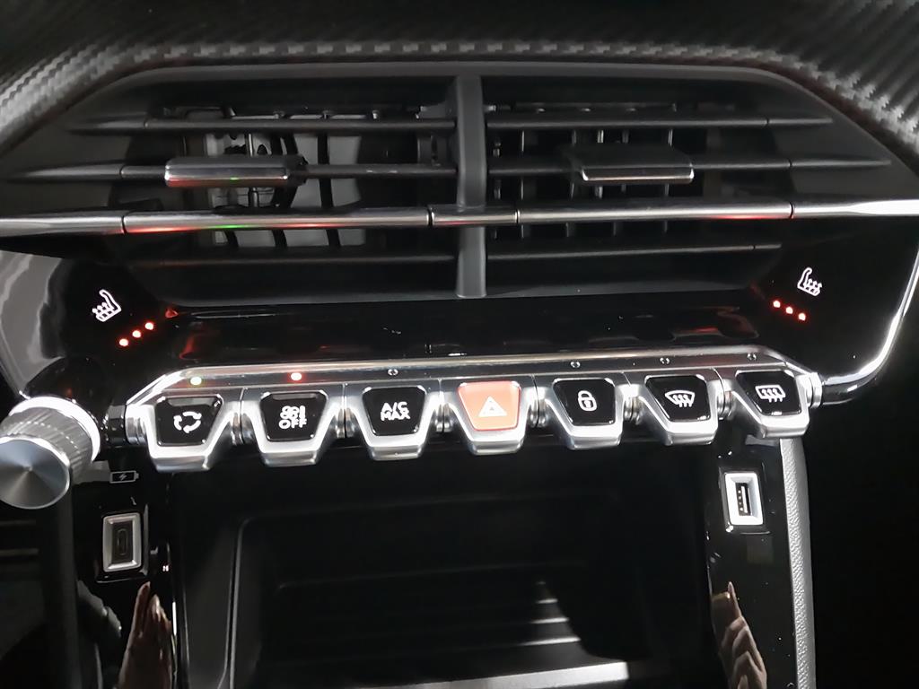 Peugeot 2008 2023 Blanco - Importación desde Corea - HF Imports Iquique - Foto 13