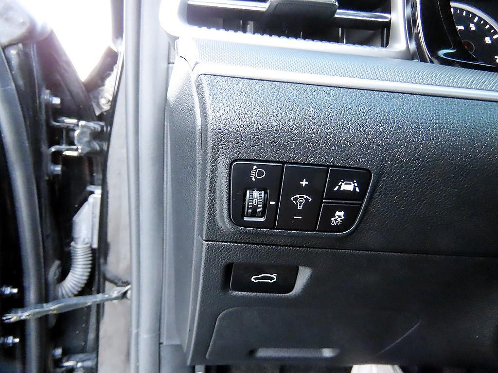 KIA K5 - Vista 12