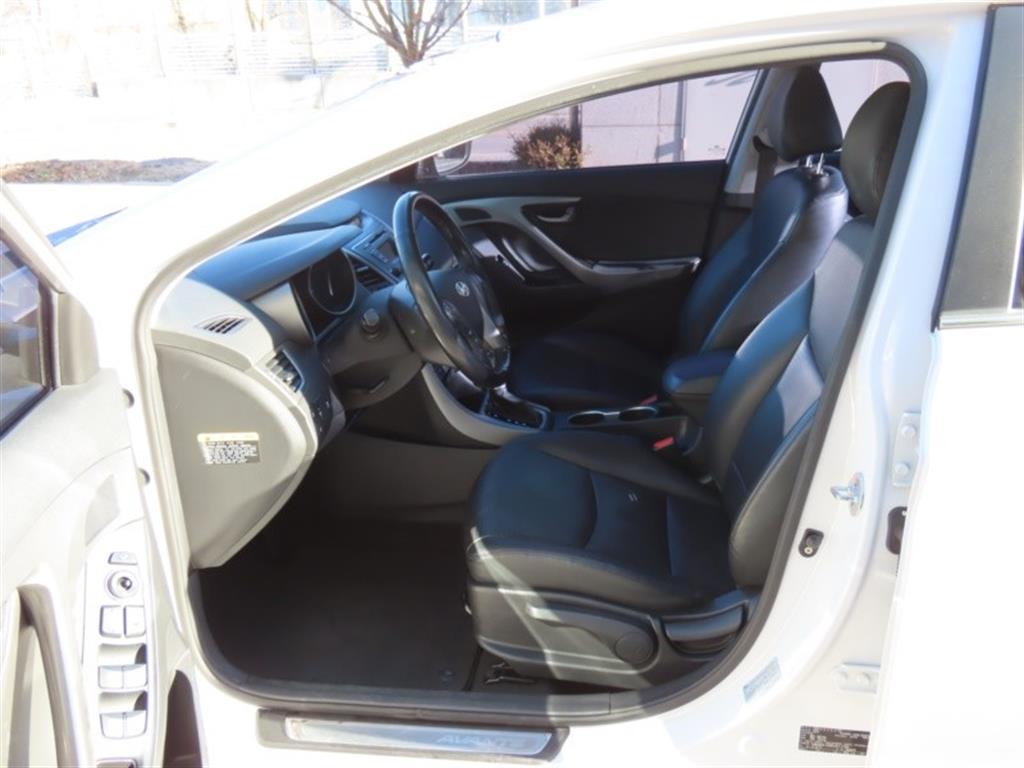 HYUNDAI Avante 2014 Blanco - Importación desde Corea - HF Imports Iquique - Foto 13