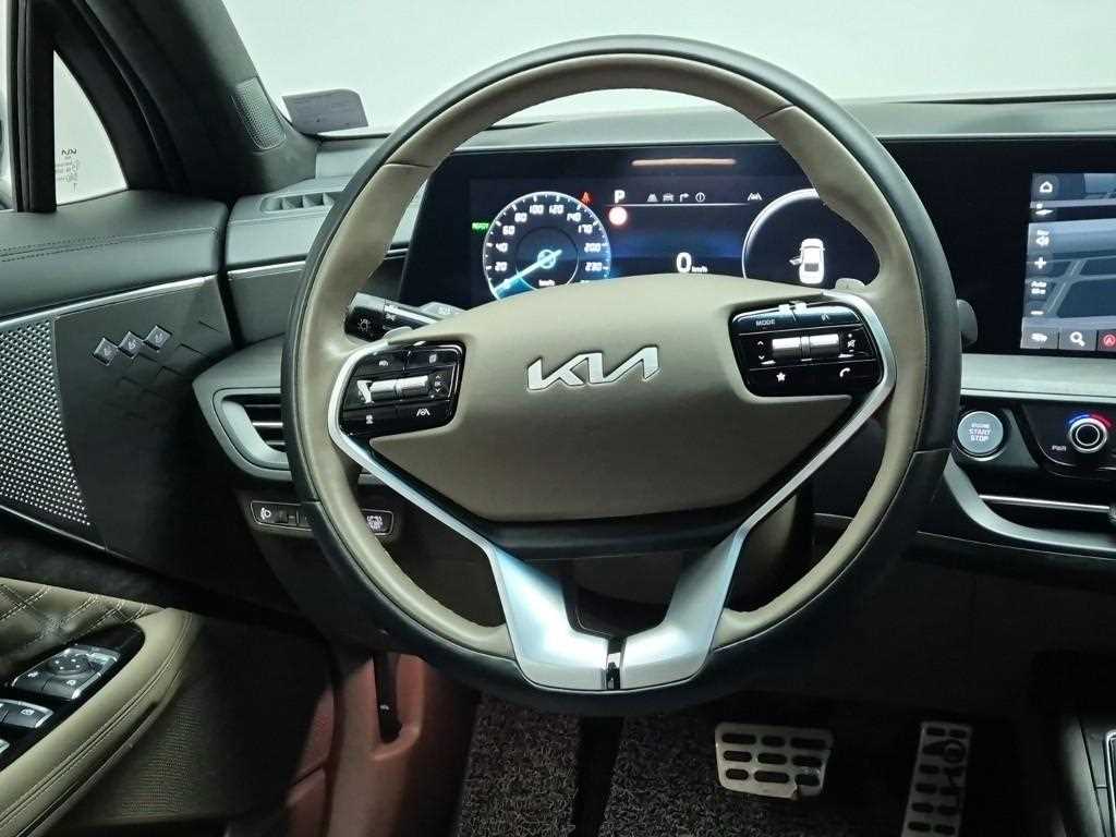 KIA K8 - Vista 9