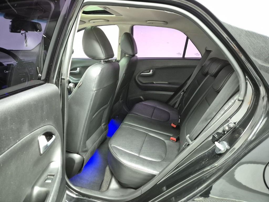 KIA Morning - Vista 12