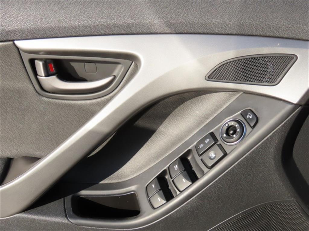 HYUNDAI Avante 2014 Blanco - Importación desde Corea - HF Imports Iquique - Foto 12