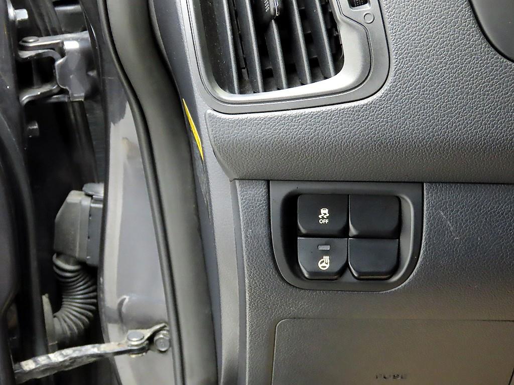 KIA Pride 2014 Gris - Importación desde Corea - HF Imports Iquique - Foto 13