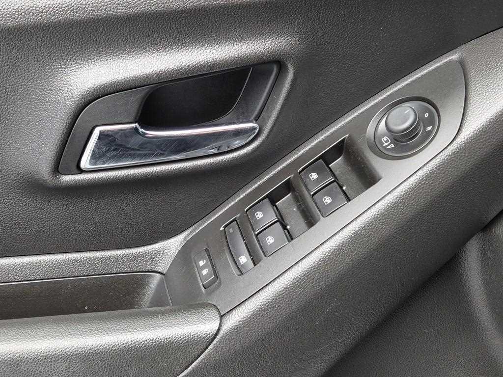 Chevrolet Trax 2021 Blanco - Importación desde Corea - HF Imports Iquique - Foto 16