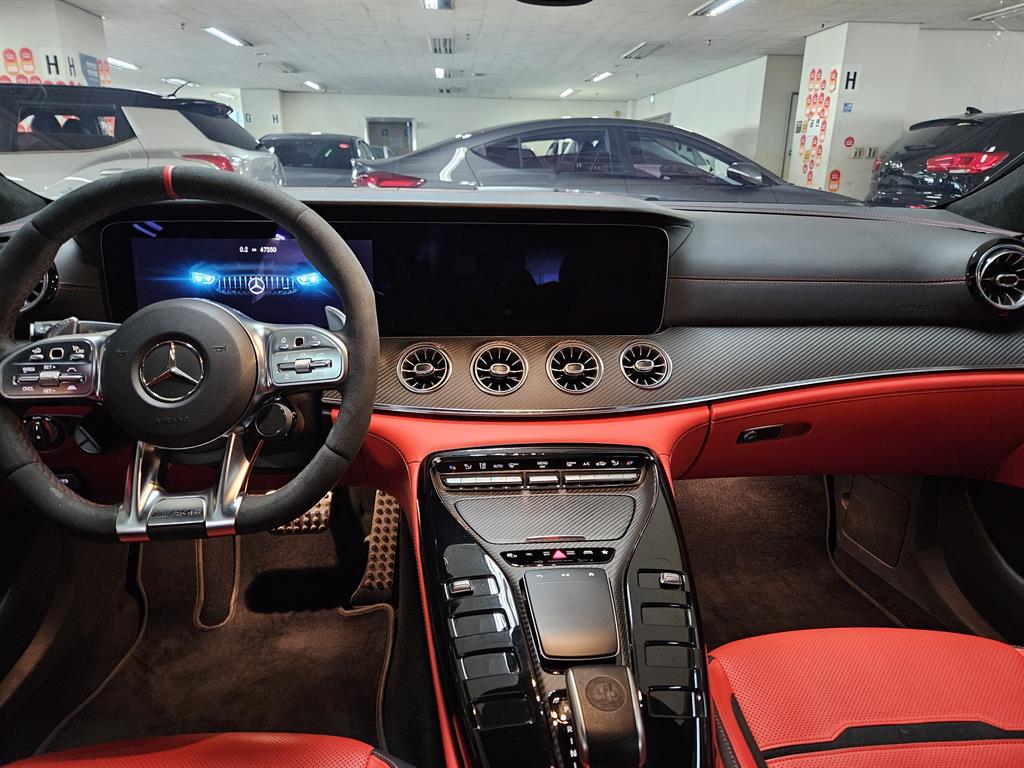 Mercedes Benz AMG GT - Vista 8