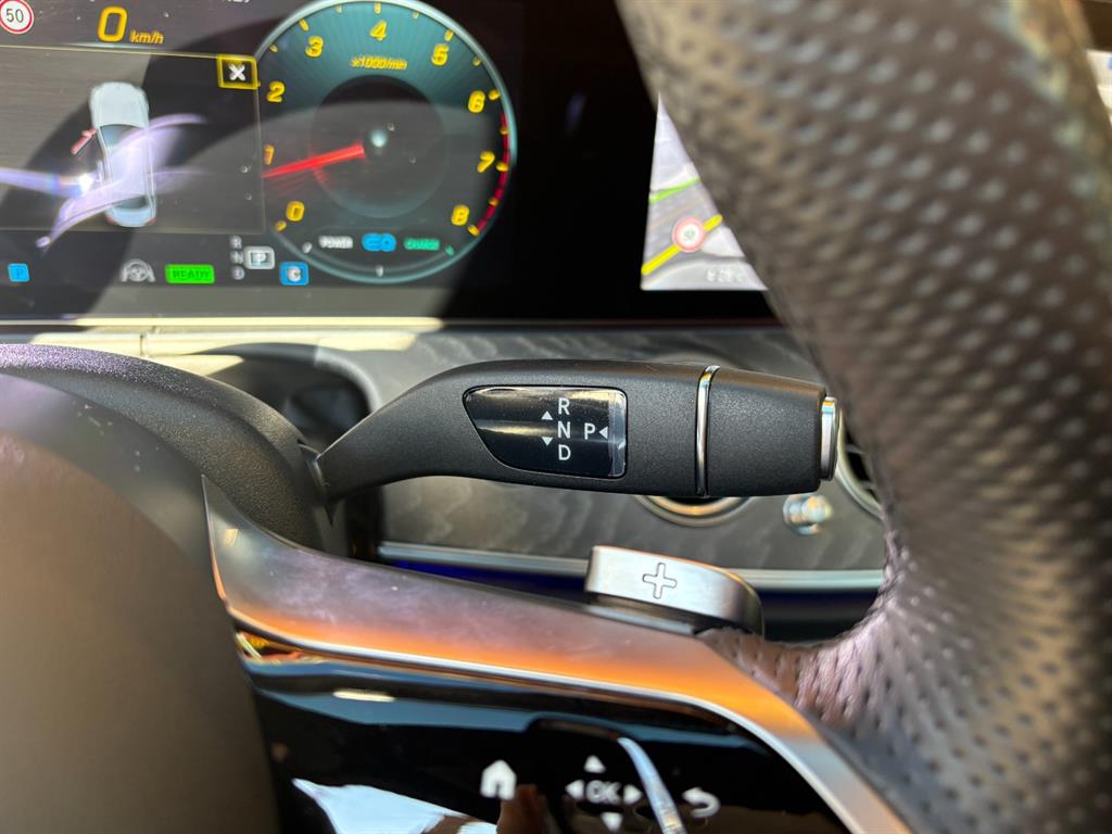 Mercedes Benz E class - Vista 9