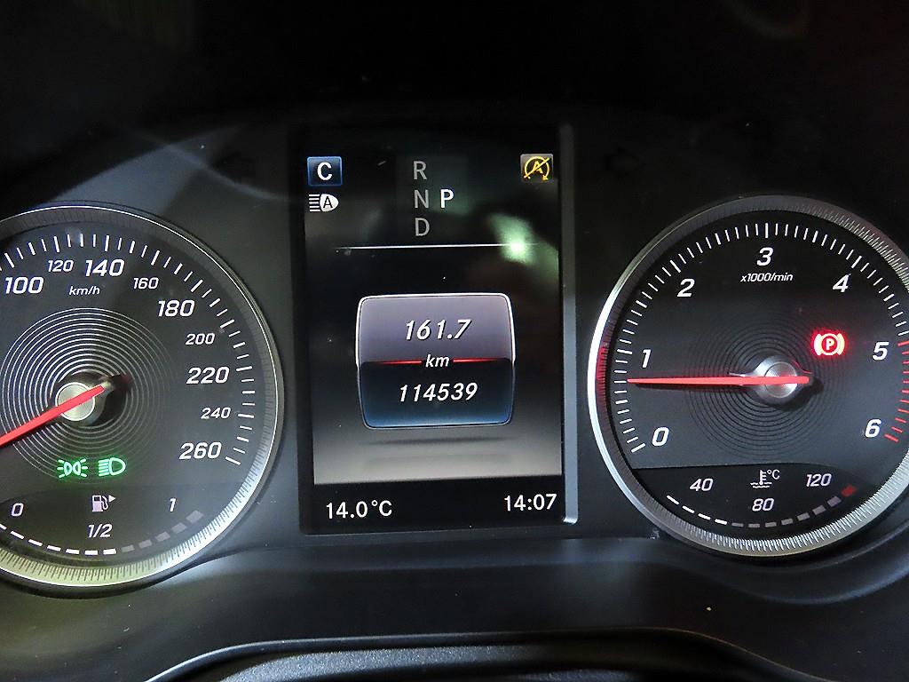 Mercedes Benz GLC Class - Vista 9