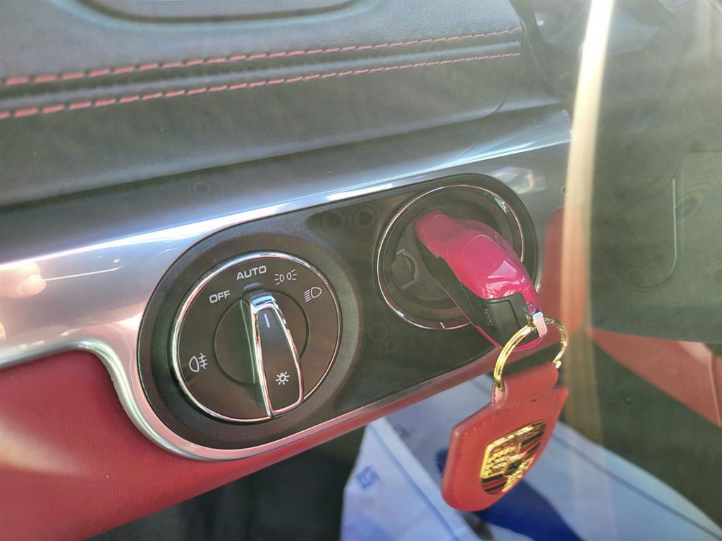 Porsche 718 2018 Blanco - Importación desde Corea - HF Imports Iquique - Foto 15