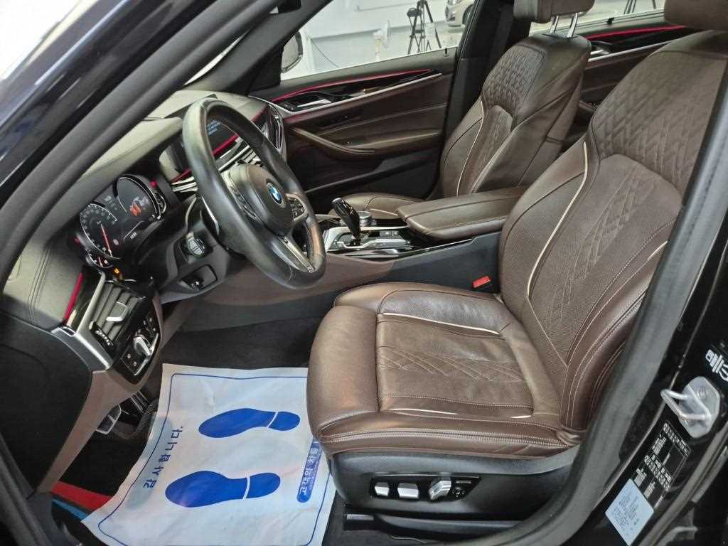 BMW 5 Series - Vista 11