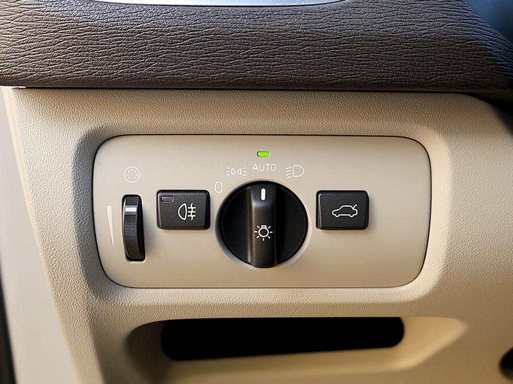 Volvo V40 2015 Blanco - Importación desde Corea - HF Imports Iquique - Foto 11