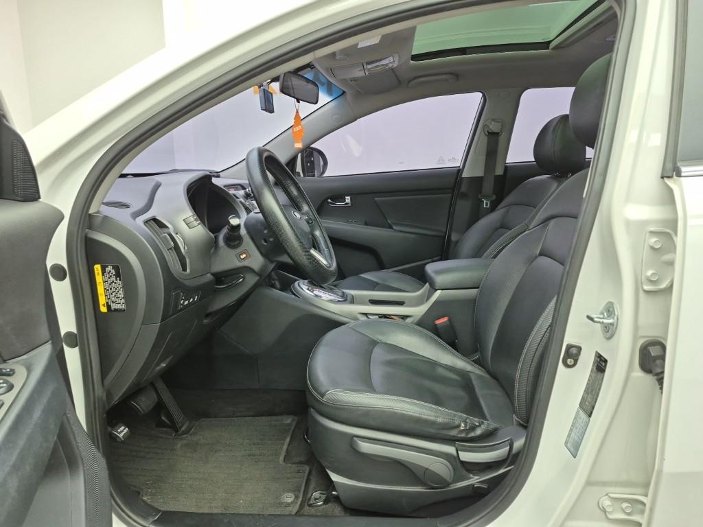 KIA Sportage - Vista 11