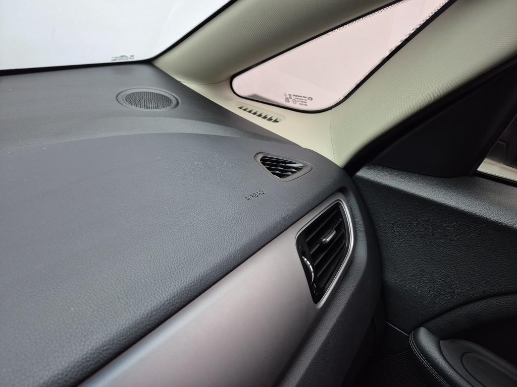 KIA Carens 2017 Azul - Importación desde Corea - HF Imports Iquique - Foto 16