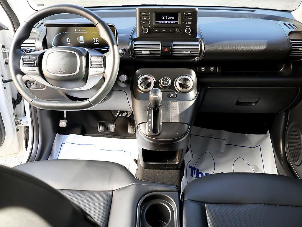 HYUNDAI Casper - Vista 9