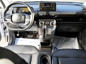 HYUNDAI Casper - Vista 10