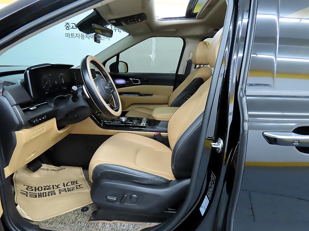 KIA Carnival - Vista 5