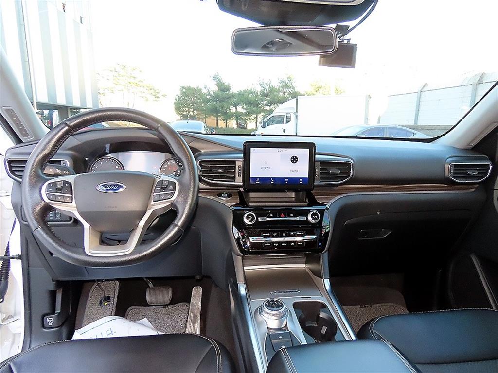 Ford Explorer - Vista 7