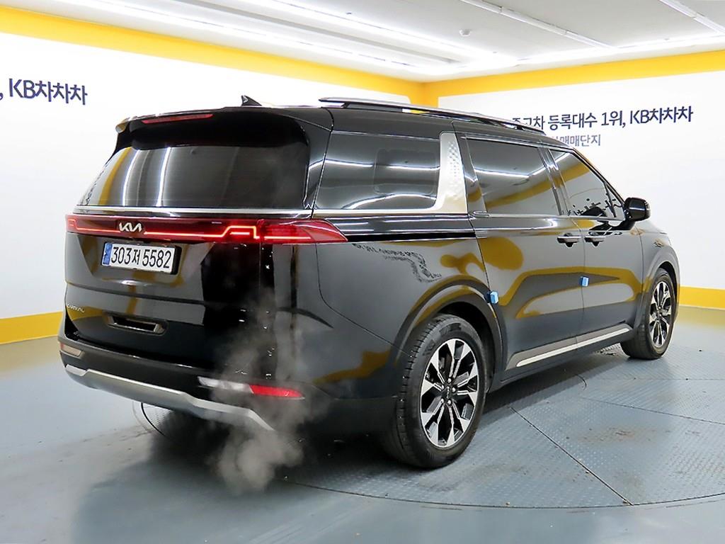 KIA Carnival - Vista 4