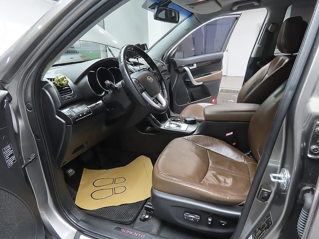 KIA Sorento 2010 Gris - Importación desde Corea - HF Imports Iquique - Foto 12