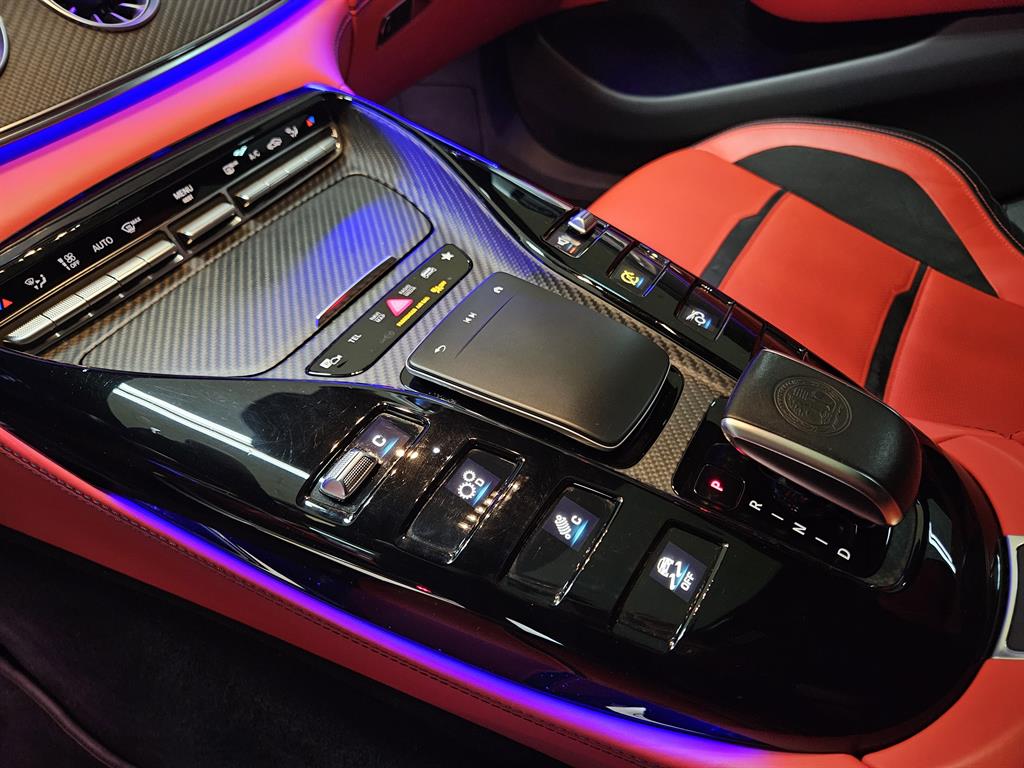 Mercedes Benz AMG GT - Vista 10