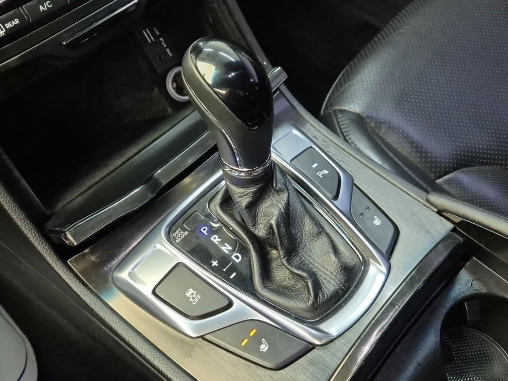 HYUNDAI Grandeur - Vista 8