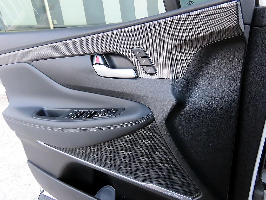 HYUNDAI Santa Fe - Vista 11