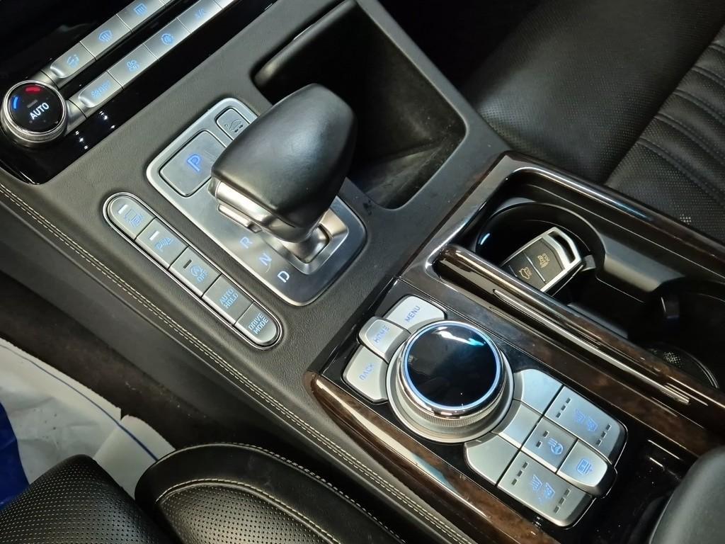 Genesis G90 2019 Negro - Importación desde Corea - HF Imports Iquique - Foto 13