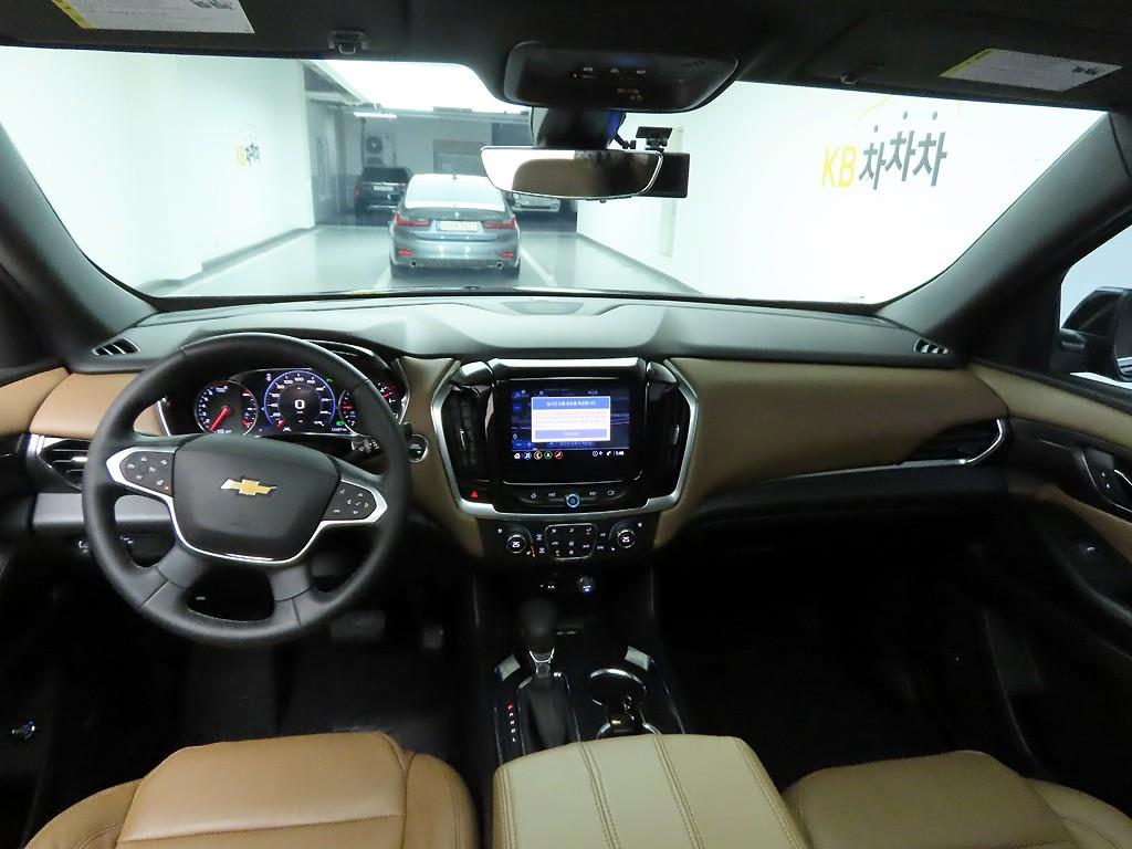 Chevrolet Travers - Vista 6