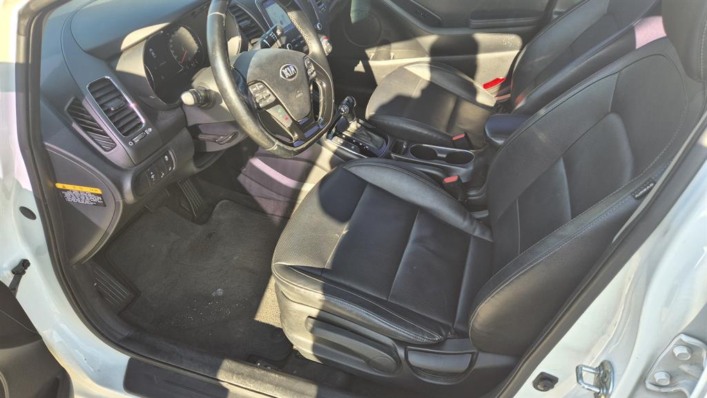 KIA K3 2016 Blanco - Importación desde Corea - HF Imports Iquique - Foto 14