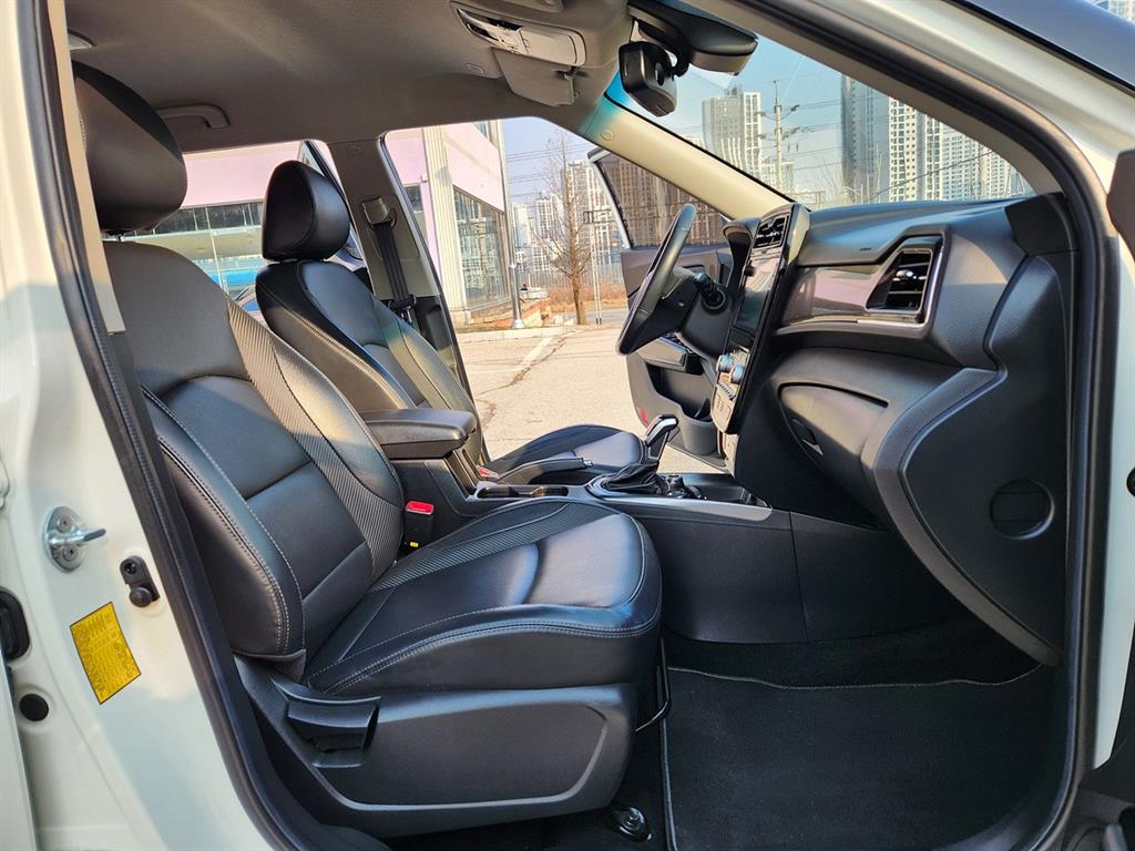 Ssangyong Tivoli - Vista 11