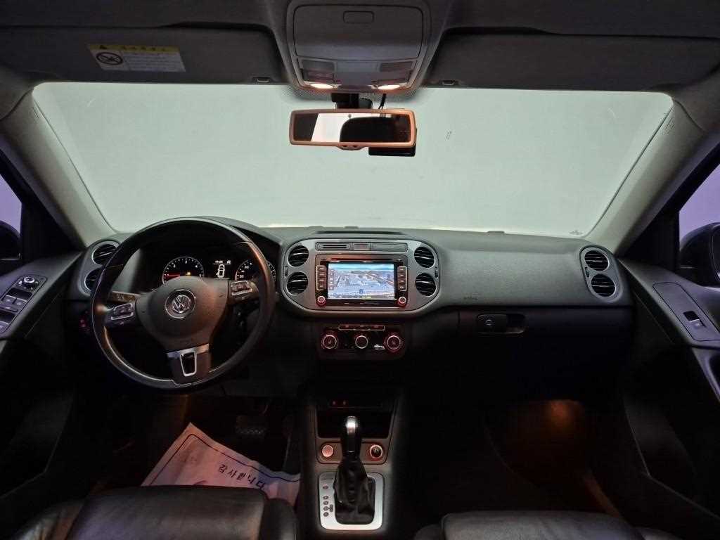 Volkswagen Tiguan - Vista 7