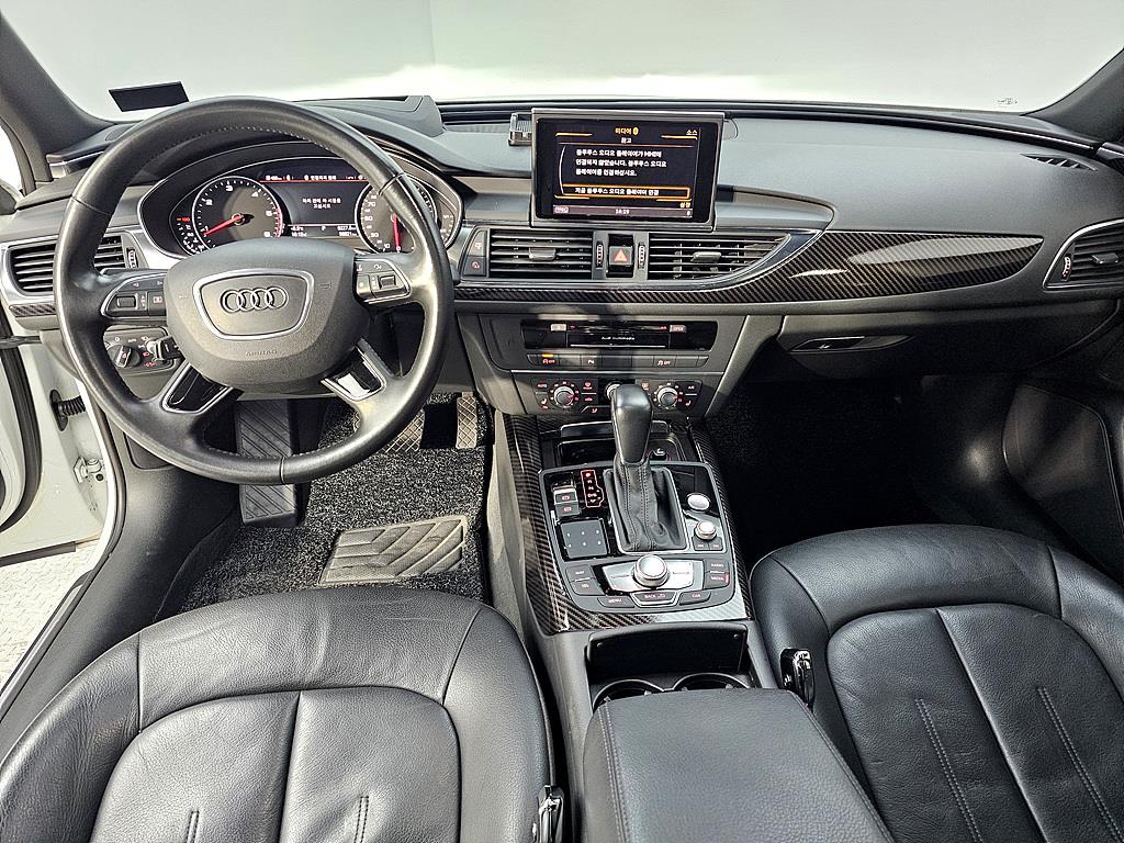 Audi A6 - Vista 5