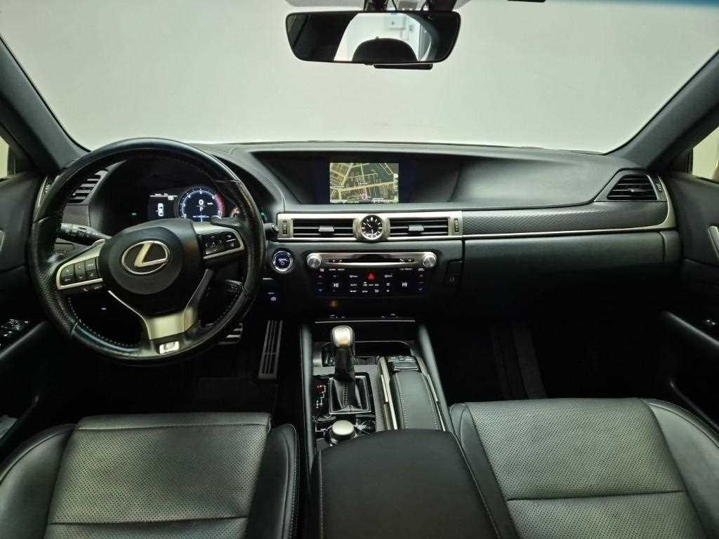 Lexus GS - Vista 7