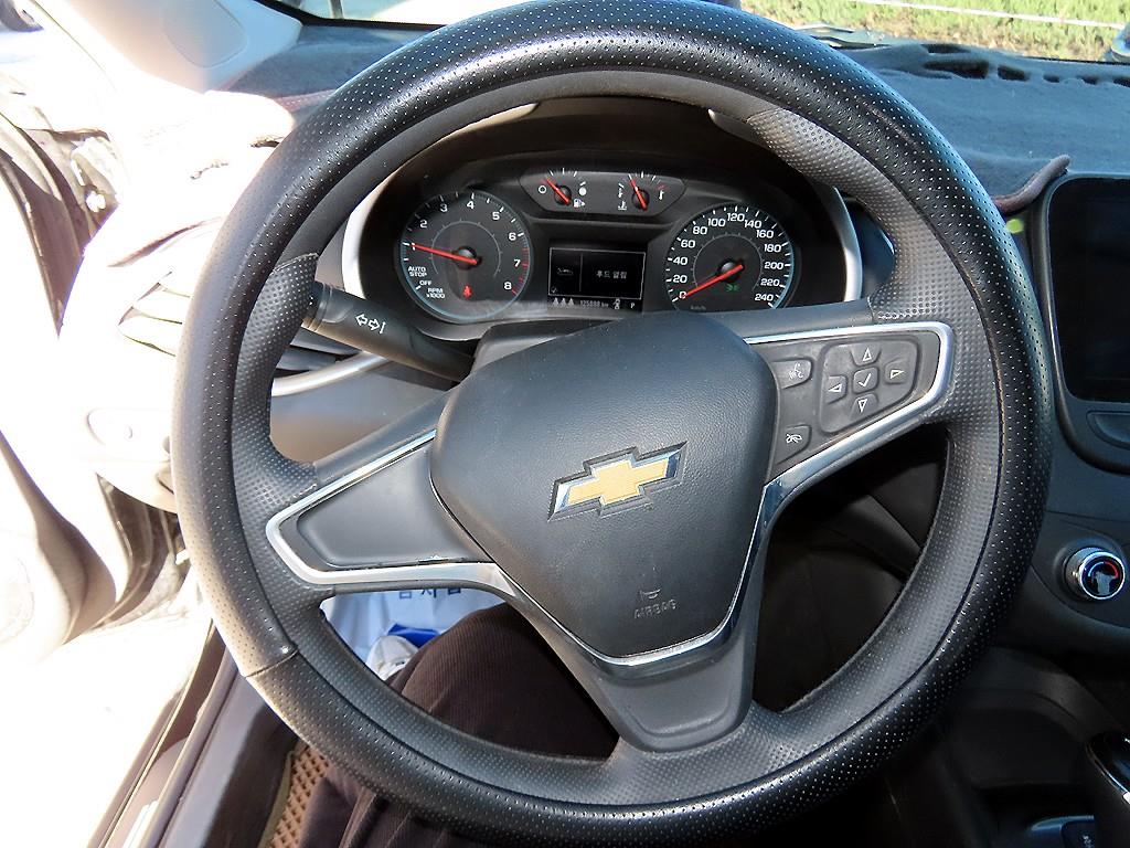 Chevrolet Malibu - Vista 8