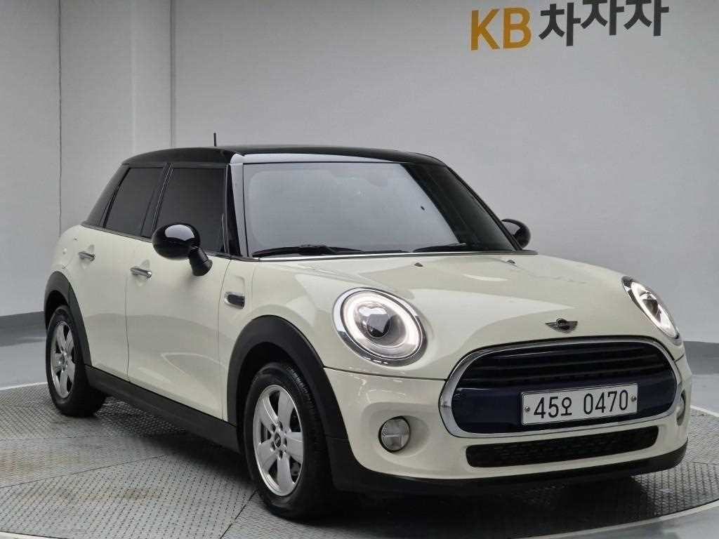 Mini Cooper - Vista 4