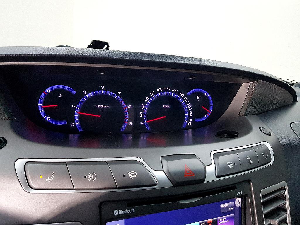 Ssangyong Korando - Vista 12