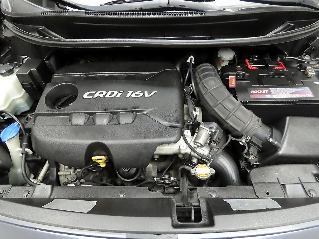 KIA Pride 2014 Gris - Importación desde Corea - HF Imports Iquique - Foto 19