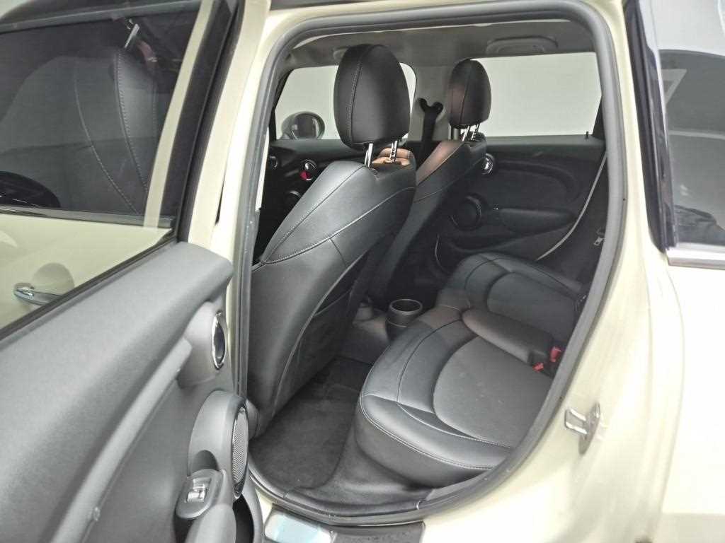 Mini Cooper - Vista 12