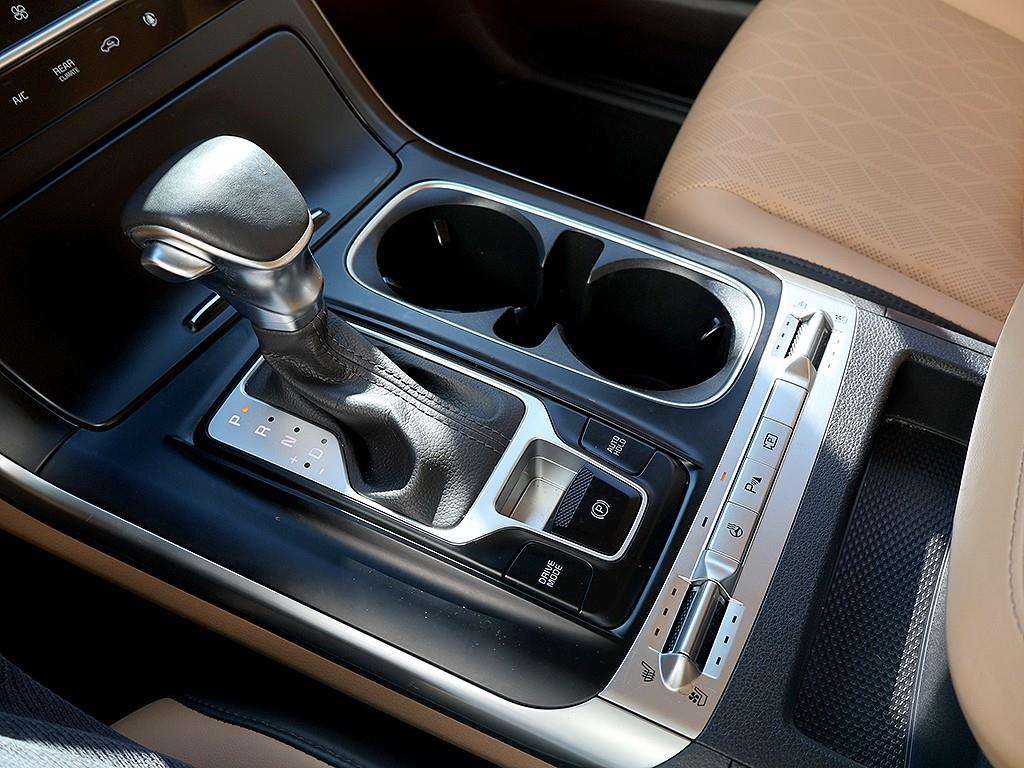 KIA Carnival 2023 Blanco - Importación desde Corea - HF Imports Iquique - Foto 7