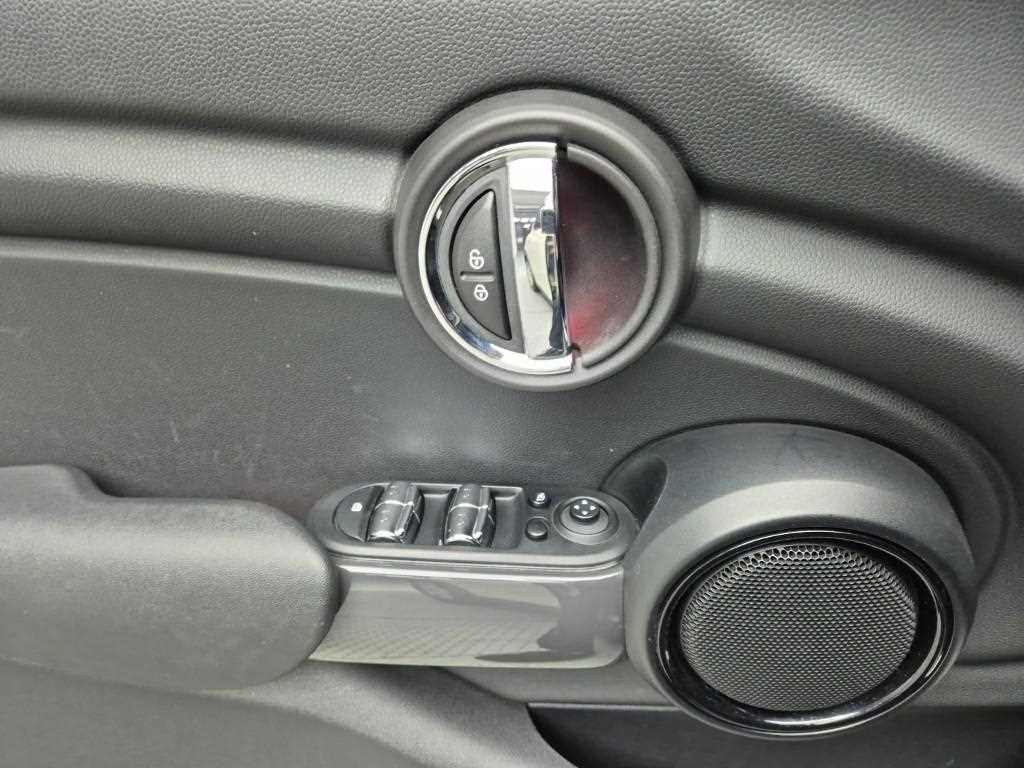 Mini Cooper 2016 Blanco - Importación desde Corea - HF Imports Iquique - Foto 18