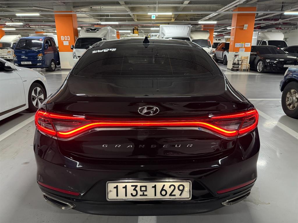 HYUNDAI Grandeur - Vista 4