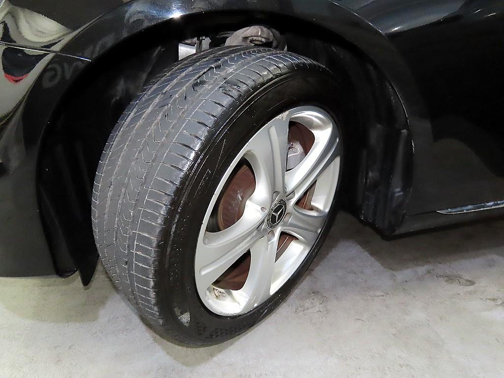 Mercedes Benz E class 2018 Negro - Importación desde Corea - HF Imports Iquique - Foto 20