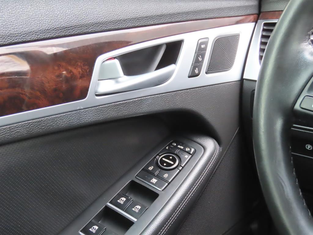 HYUNDAI Genesis 2015 Negro - Importación desde Corea - HF Imports Iquique - Foto 10